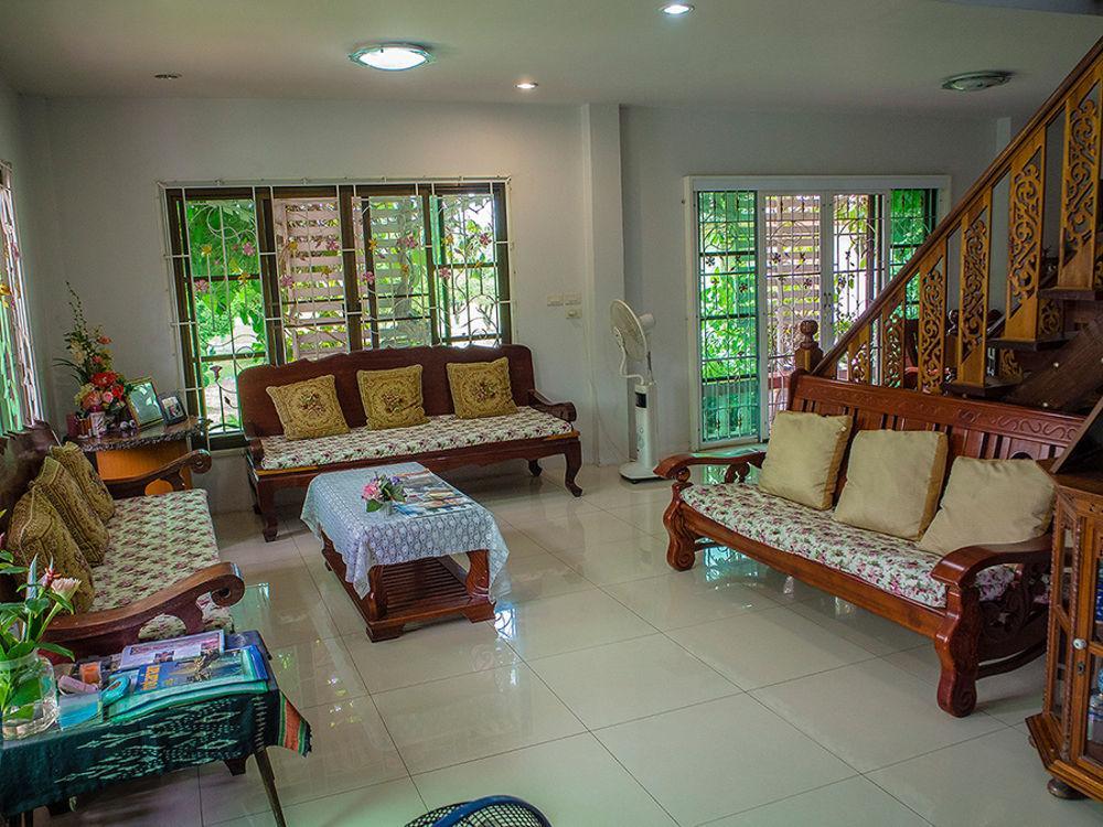 Loy Manee House Bed & Breakfast Ayutthaya Bagian luar foto
